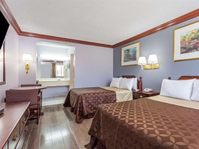 Rodeway Inn San Bernardino & Redlands Kültér fotó