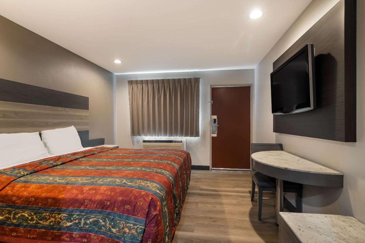 Rodeway Inn San Bernardino & Redlands Kültér fotó